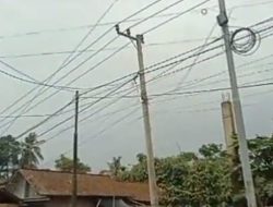 Terlalu Gegabah, Kini Kabel Tiang Wifi di Sumber kemuning Lor Jadi Sorotan Publik