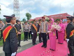 Upacara Serah Terima Tunggul Kesatuan Wira Bhakti Ramik Ragom dan Pisah Sambut Kapolres Way Kanan*