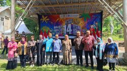Wakil Menteri Komunikasi Dan Digital Republik Indonesia Hadiri Festival Egrang ke 14 Jember